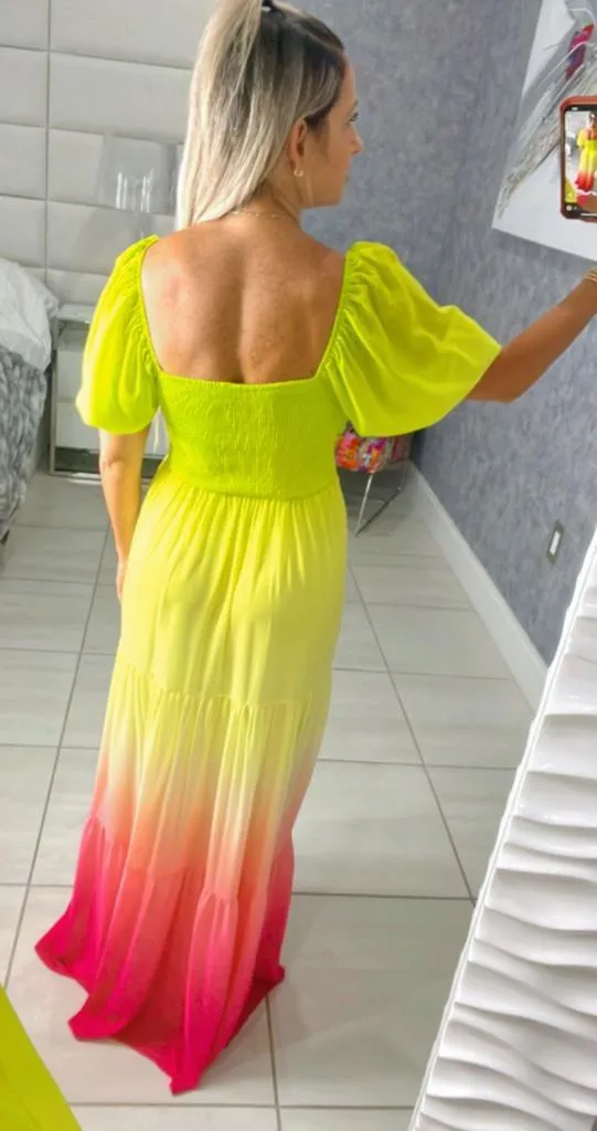 0214 Maxi dress with sweetheart neckline