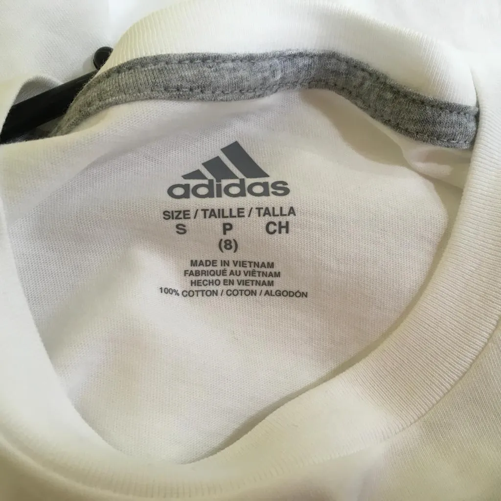 Adidas Boys T-shirt  Size 8 Years Ghaphic White Color Tee GamesCape Casual
