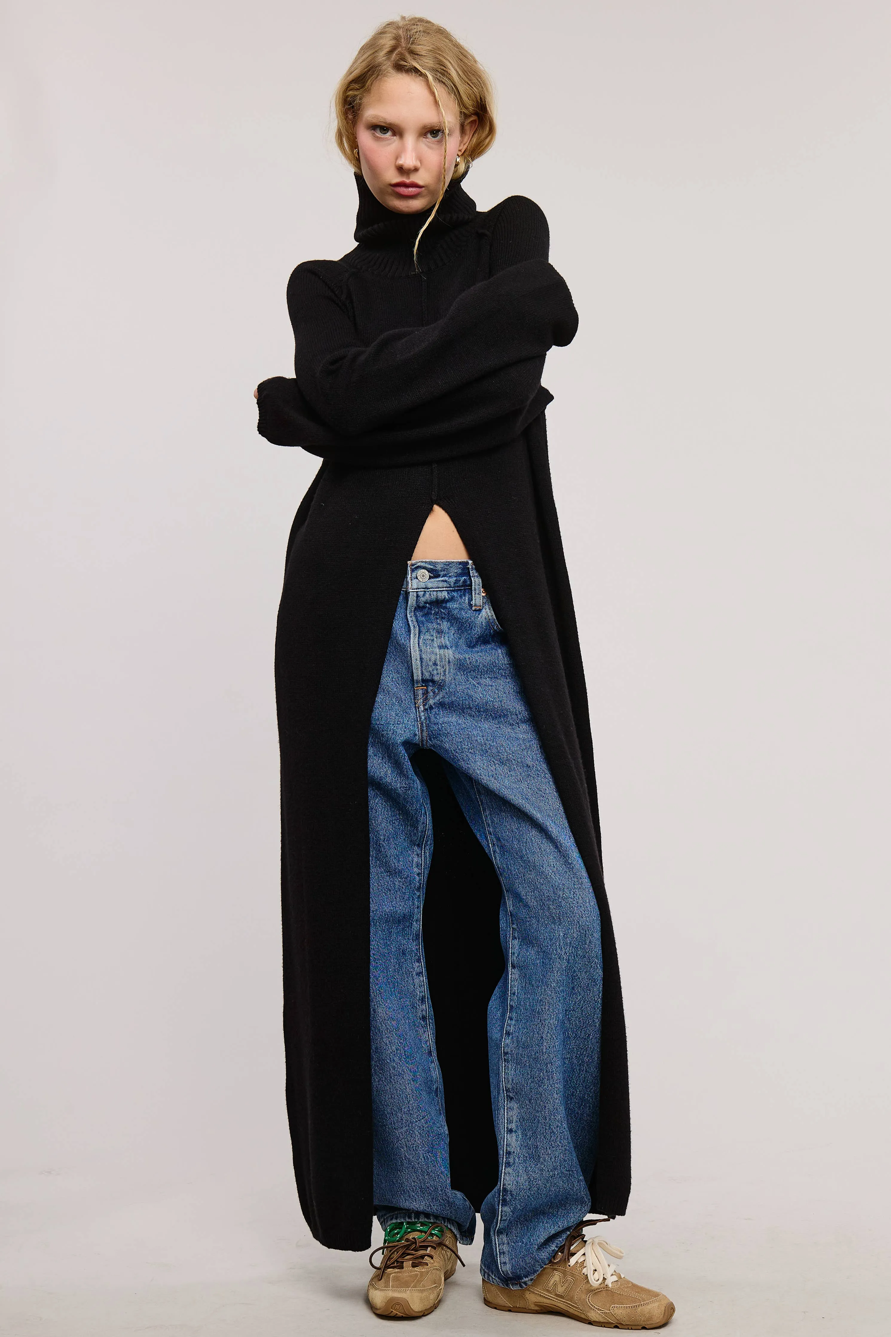 Carrie Split Front Tunic Sweater // Black