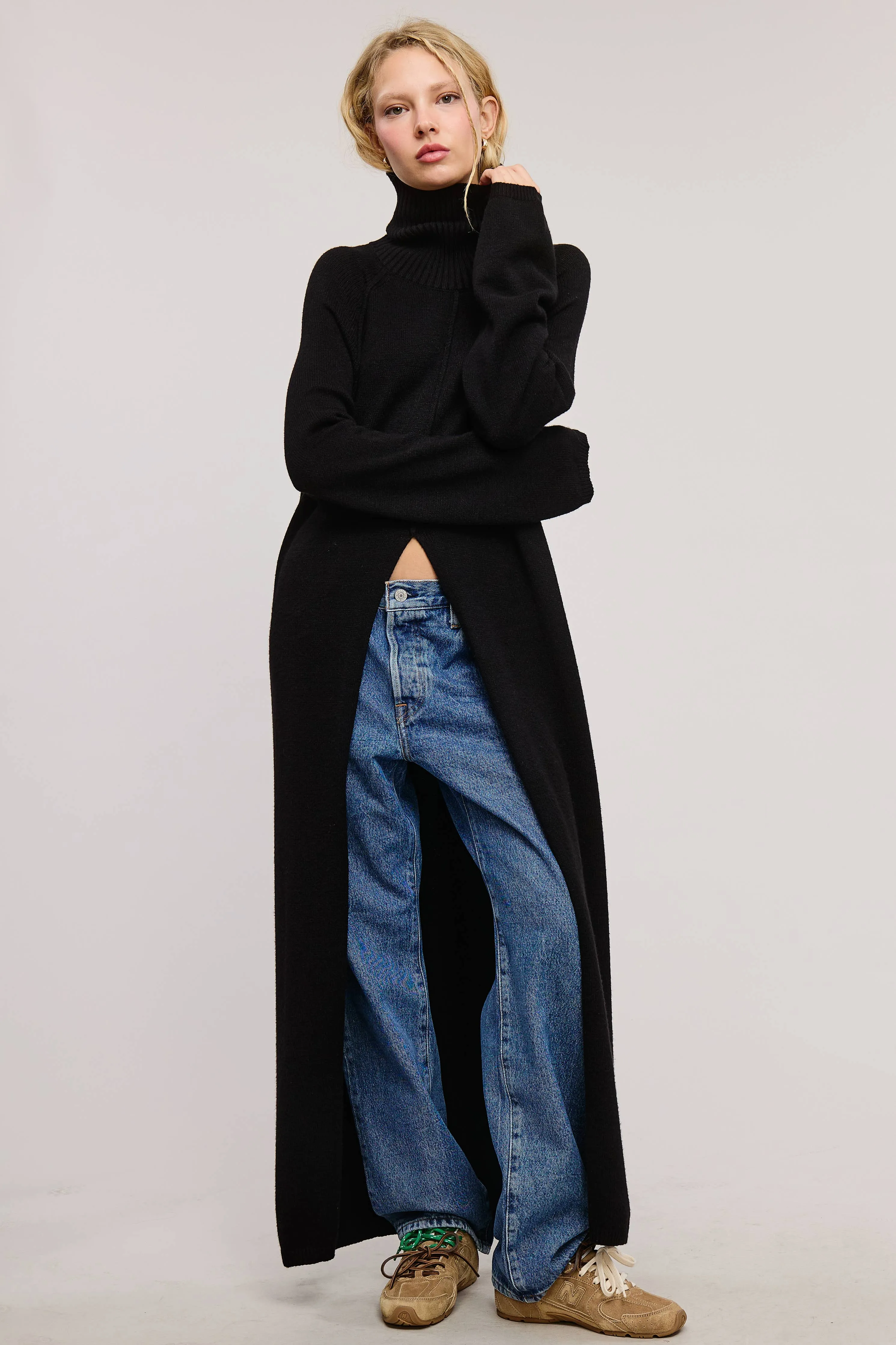 Carrie Split Front Tunic Sweater // Black