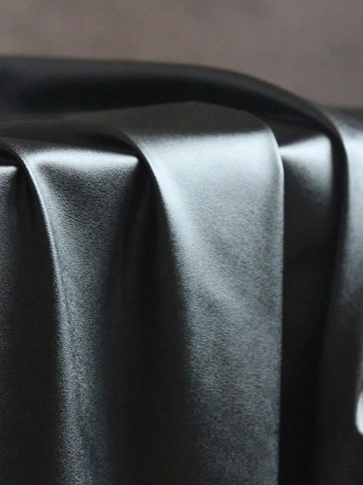 PU Jumpsuits mit offenem Schritt