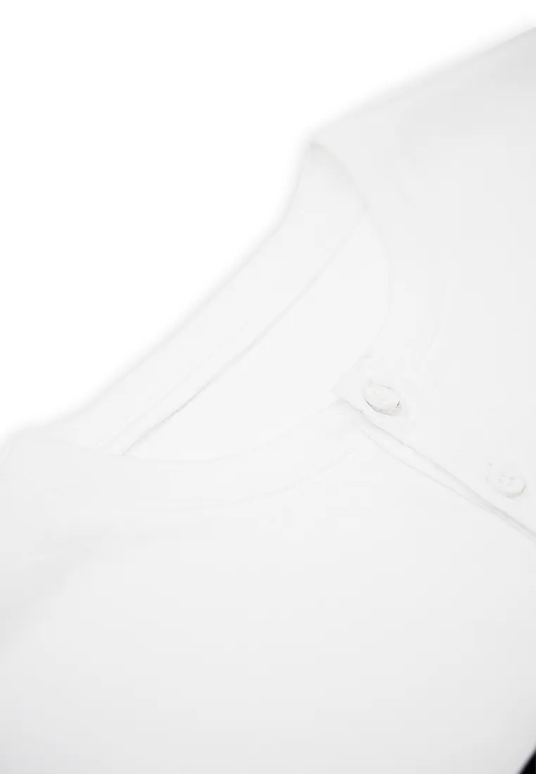 Ryusei Kaos Pria Atsunaka Button CMB White