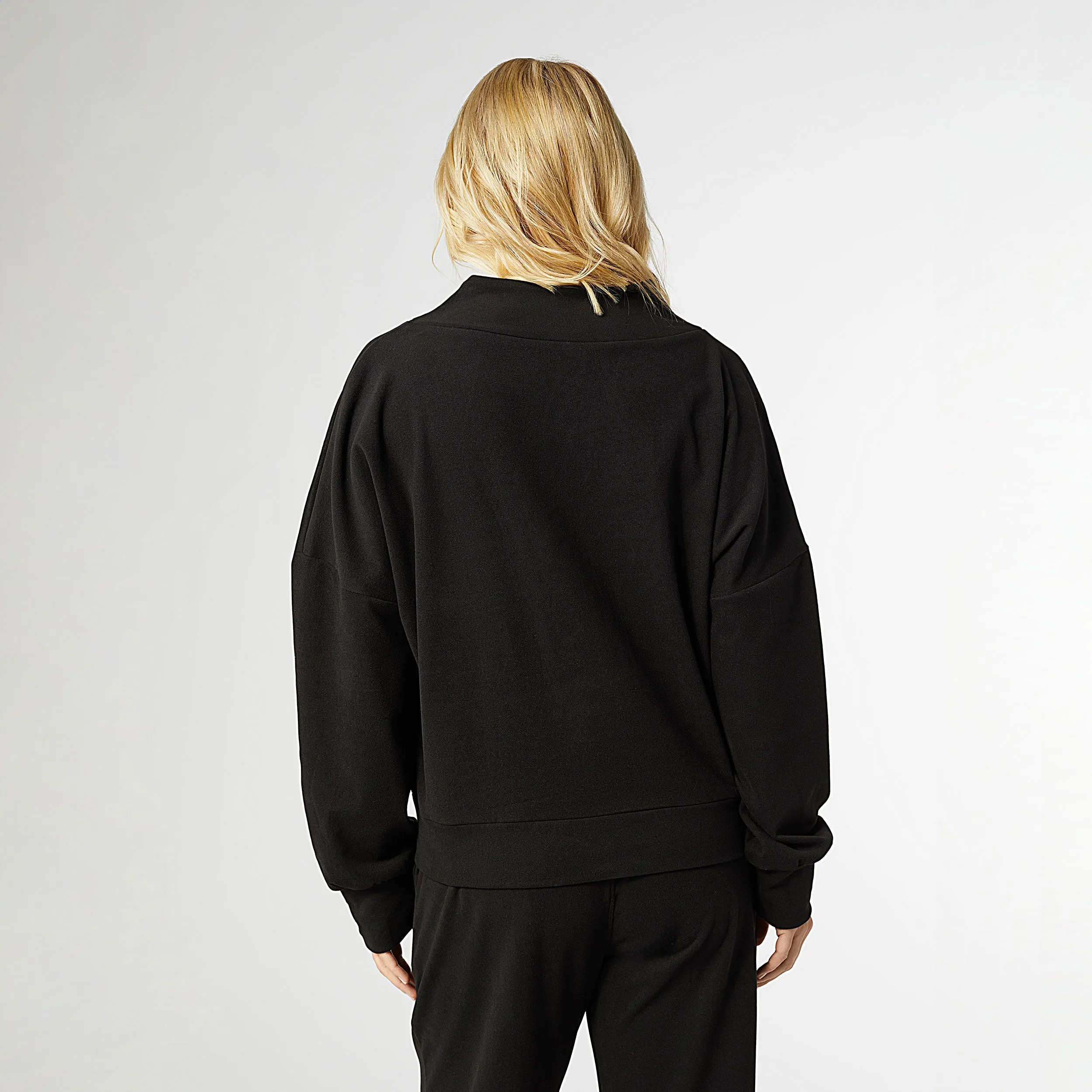 Smooth Zipper Pullover - Black - Final Sale