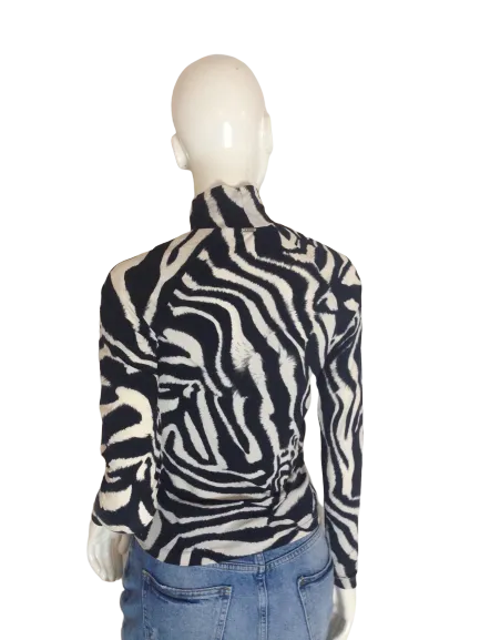St. John Sport Long Sleeve Turtleneck Top Black/White Print Size P SKU 000256-2