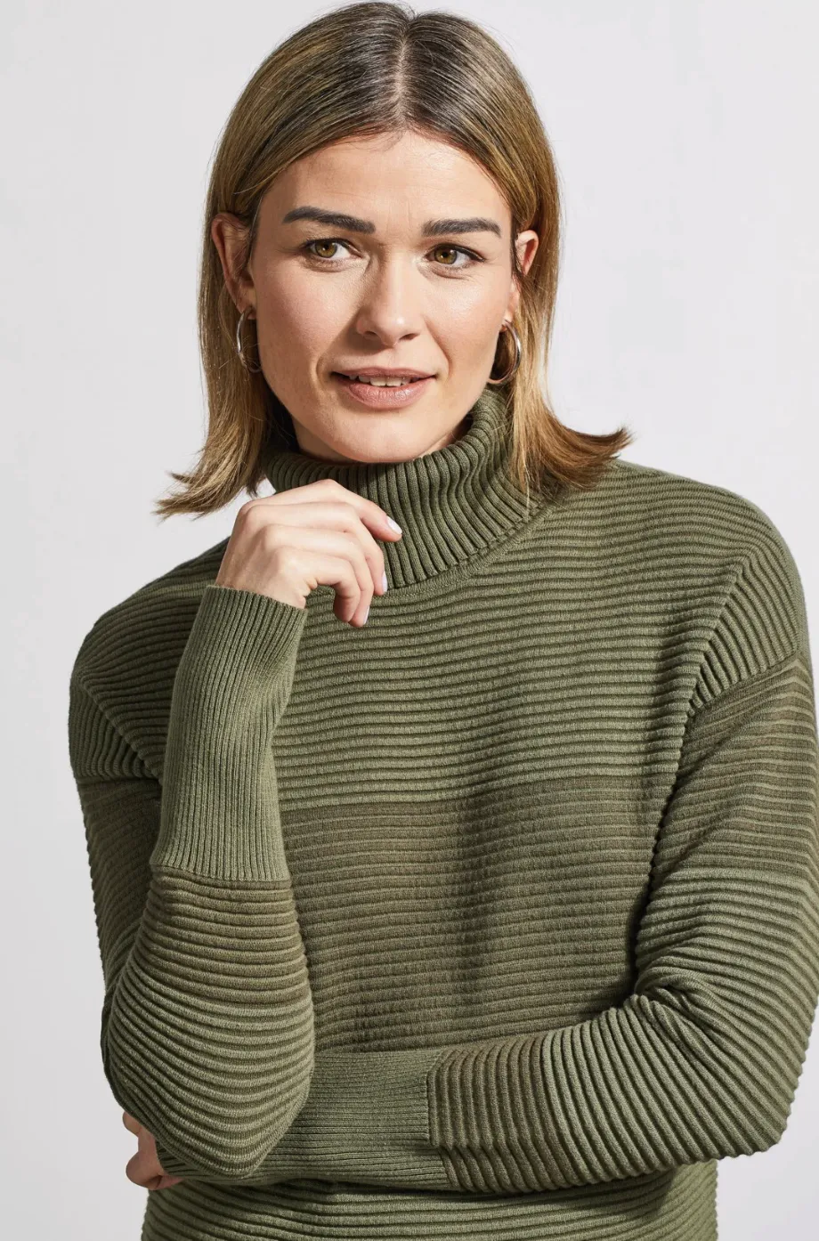 Two-Tone Ottoman Turtleneck Tunic Sweater