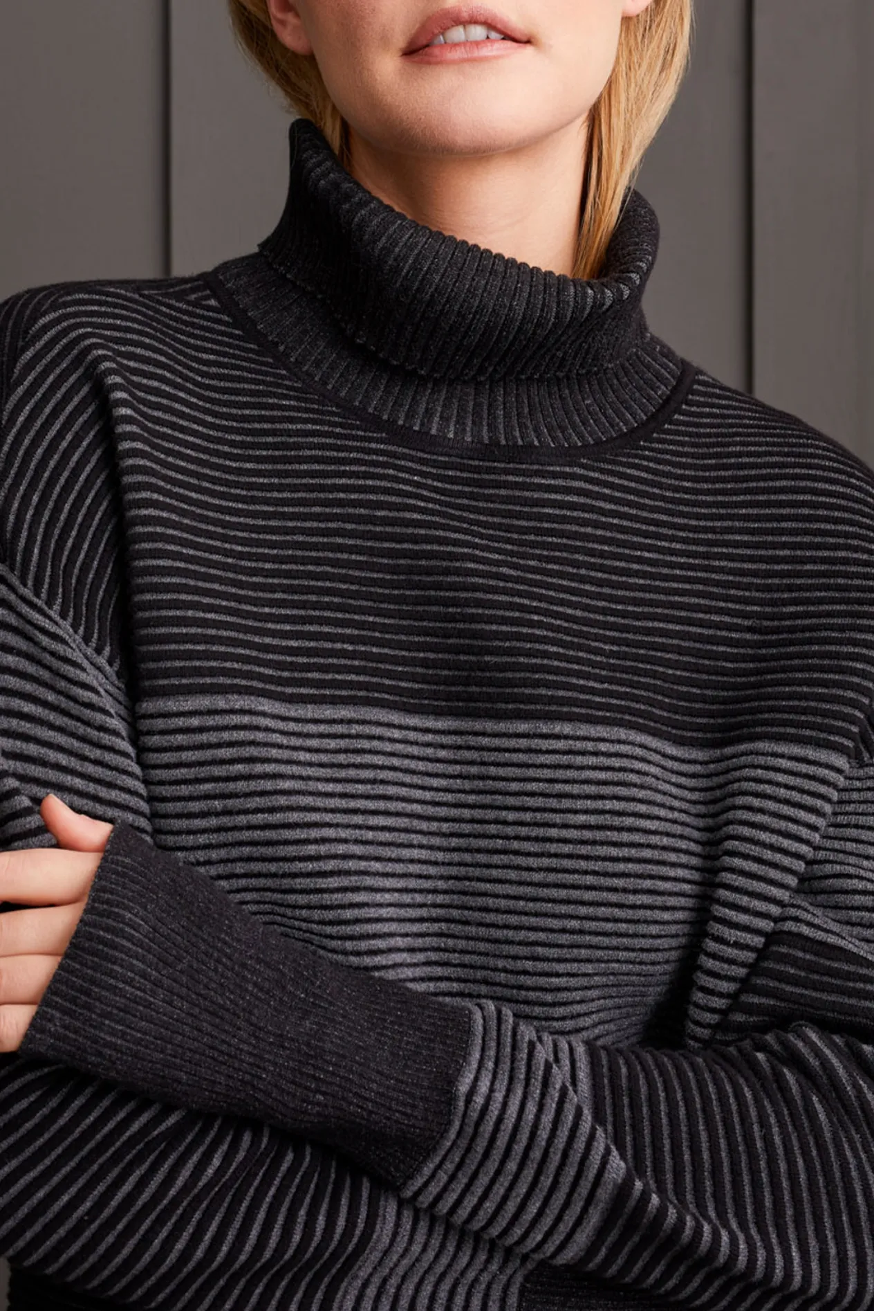 Two-Tone Ottoman Turtleneck Tunic Sweater